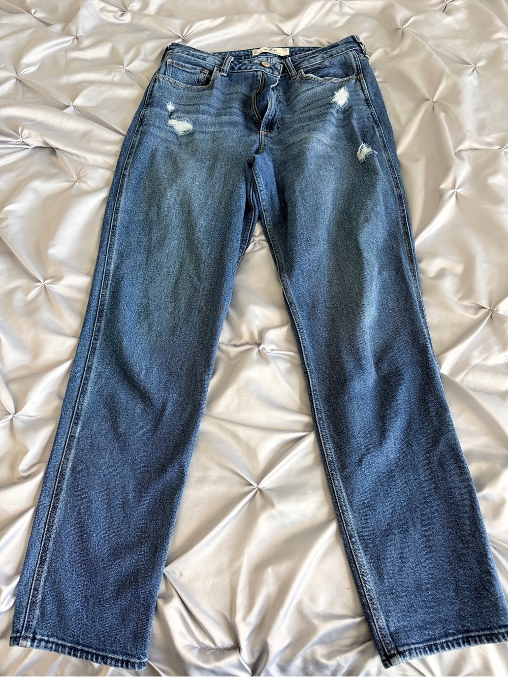 Hollister Women's Medium Blue Skinny Jeans - Picture 2 of 4